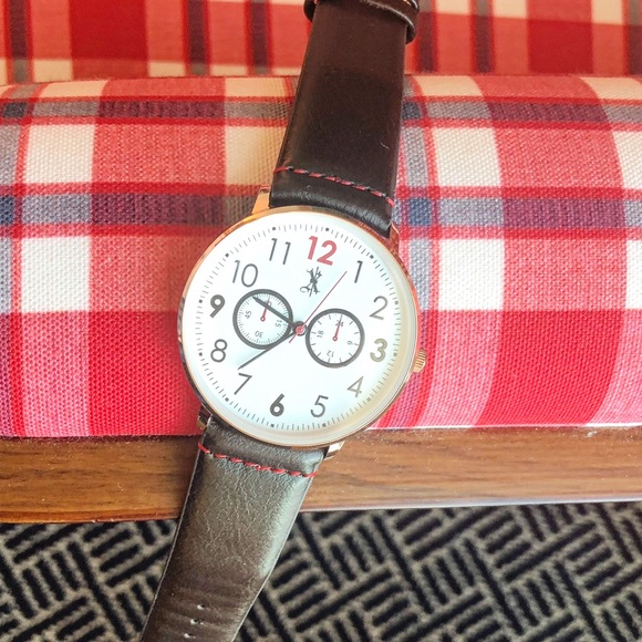 Brooklyn Exchange Analog Wrist Watch - Picture 3 of 8